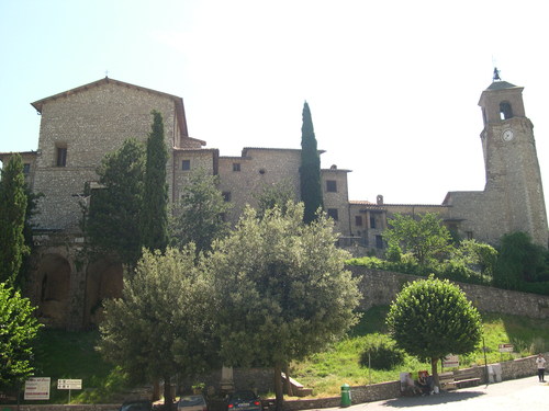 Piazza Paese di Greccio